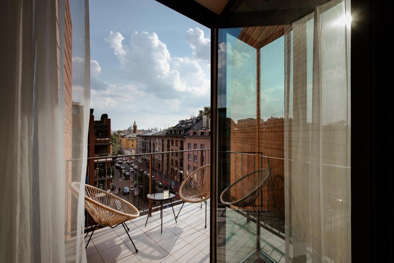 Spacious Apartment Close To Main Station / Galeria Krakowska Cracóvia Exterior foto